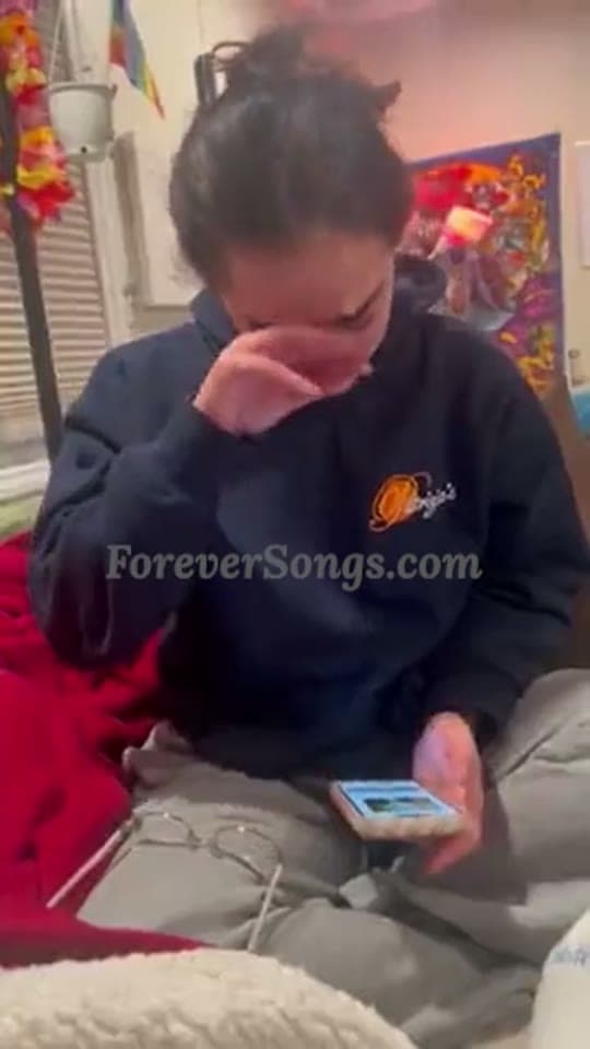 Customer reacting to their custom ForeverSongs song – reaction video 1